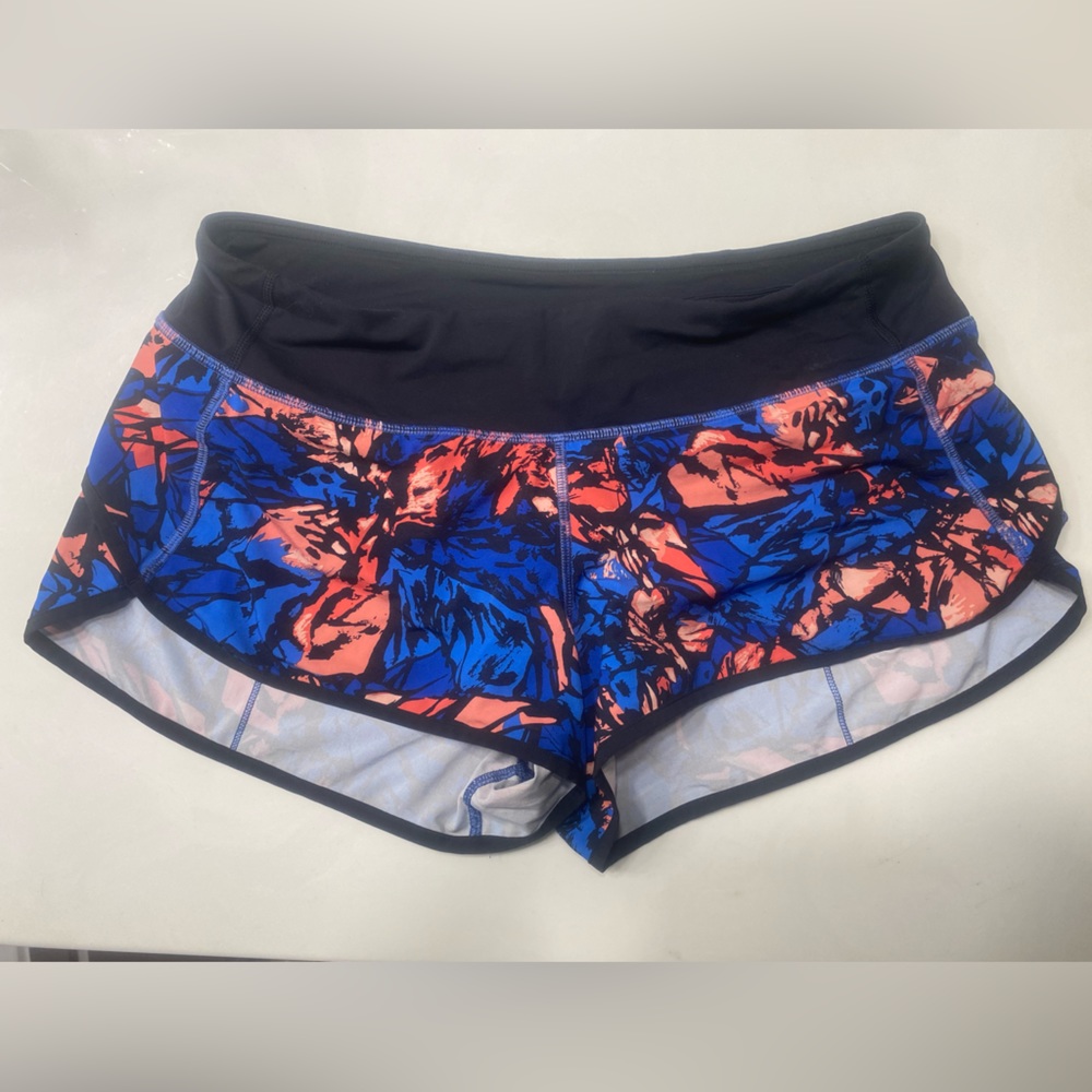 Lululemon Speed Short size 8 Paint storm